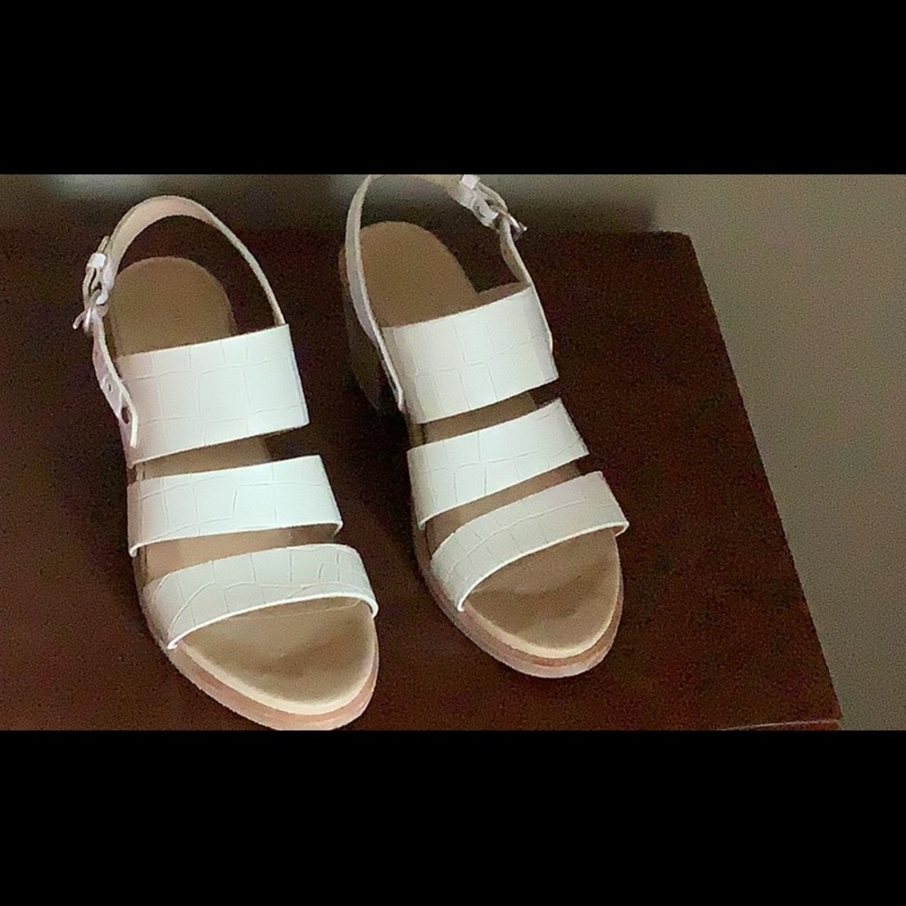 Womens shoes